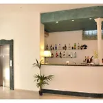 Hotel Inn ホテル タオルミーナ