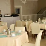 ホテル Hotel Inn 4*