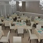 客栈酒店 4* 陶尔米纳