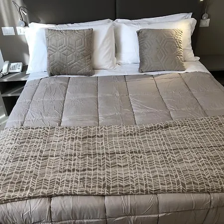 Hotel Inn Szálloda Giardini Naxos